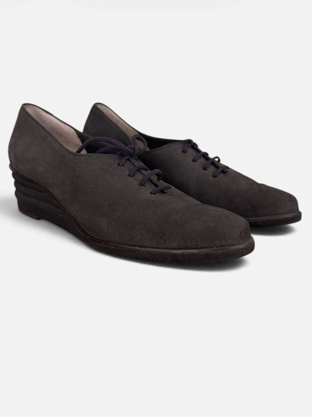 Vintage 80’s Salvatore Ferragamo Boutique MUSTANG SUEDE CALF Black Oxford Heels
